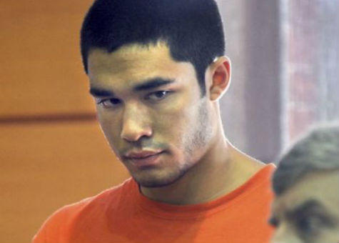  Bạn trai “cuồng yêu”, nữ sinh mất mạng